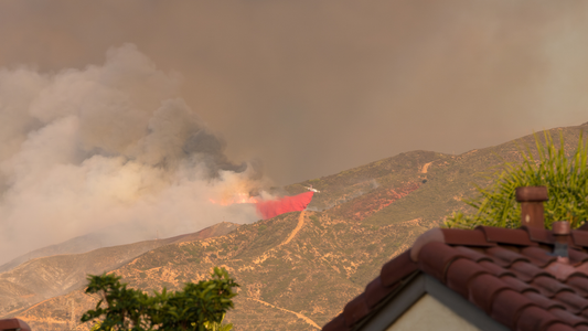 Wildfire Threatens Mobile Homes as 40% of California Owners Go Uninsured